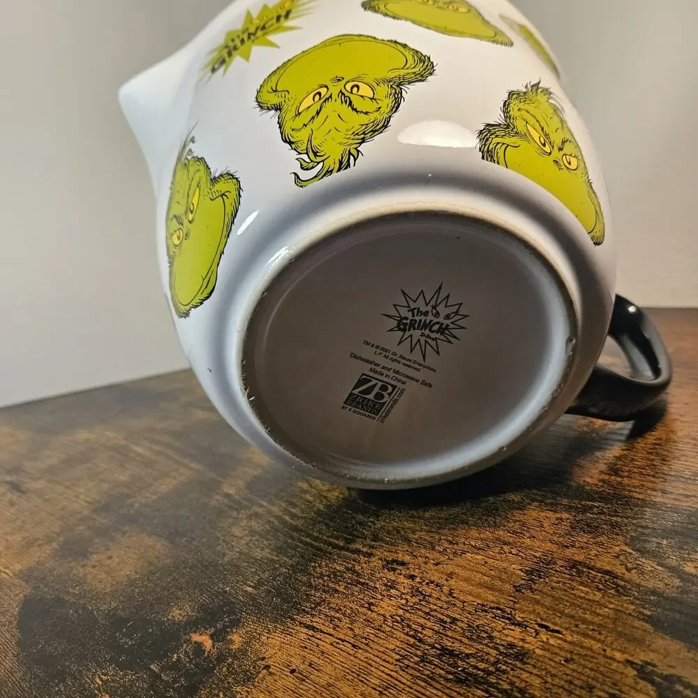 The Grinch 10 Cup Ceramic Christmas Batter Mixing Bowl Spout Handle Dr Seuss